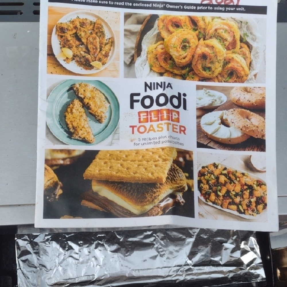 Ninja Silver Kitchen Appliance for Culinary Creativity